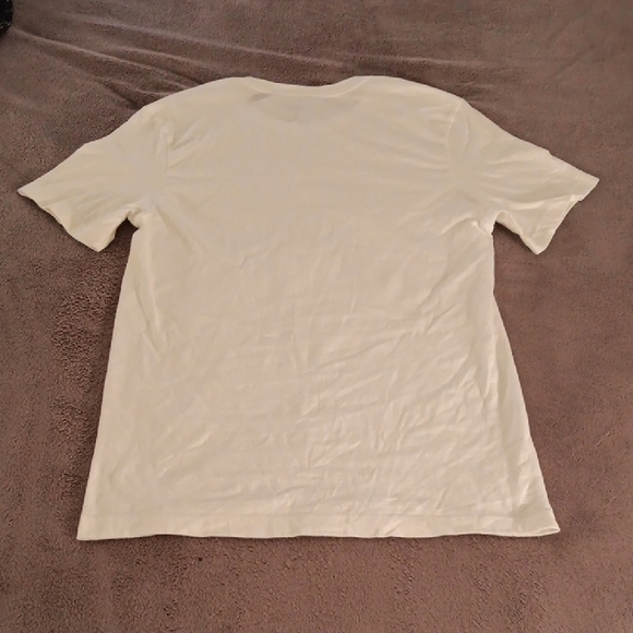 Nike Notre Dame White 'Undisputed Champs' Graphic Tee - Picture 3 of 6